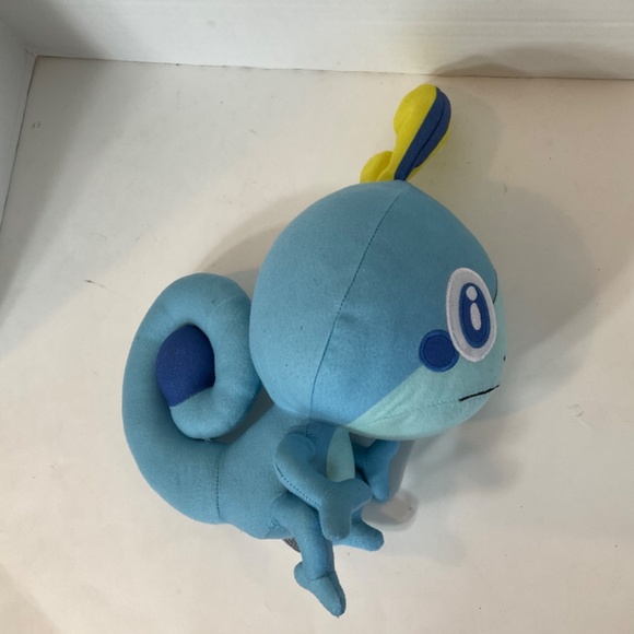 Pokémon Sword & Shield 9” Plush Sobble - Picture 4 of 7